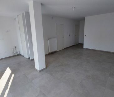 location Appartement T1 DE 35.42m² À VILLEURBANNE - Photo 1