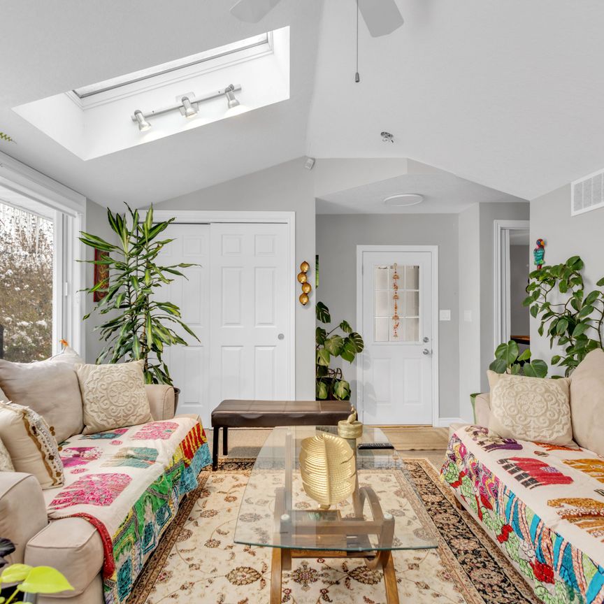 For Lease - 62 Lewis Crescent Unit# Basement, Kitchener, Ontario - Photo 1