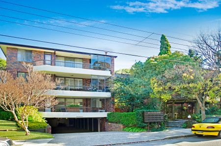 Comfortable Home in Prized Location - Photo 2