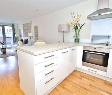 Church Street East, Woking, Surrey, GU21 - Photo 2