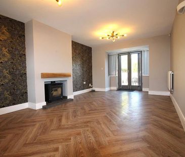 4 bedroom detached house to rent - Photo 3