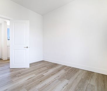 Canterbury – 247 Young, Winnipeg, MB - Photo 3