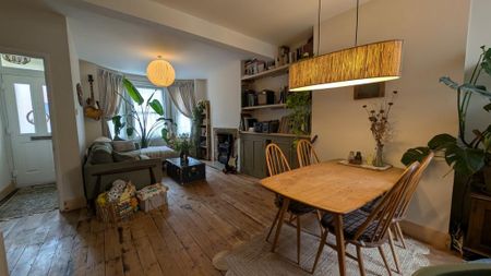 2 bedroom terraced house to rent - Photo 3