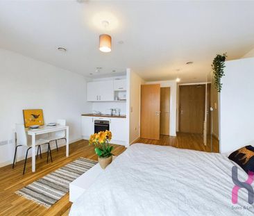 1 bedroom property to rent - Photo 1