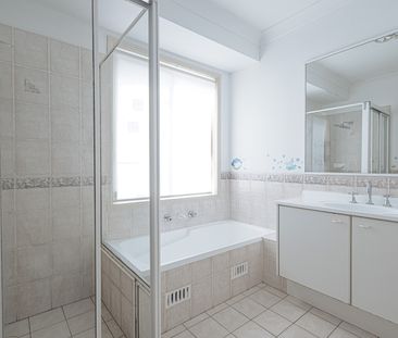 10 Strawberry Way, Glenwood NSW 2768 - House For Rent | Domain - Photo 6