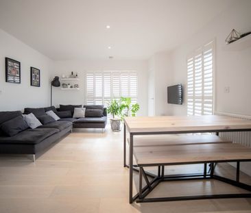 2 Bed Flat, Woodmill Road, E5 - Photo 1