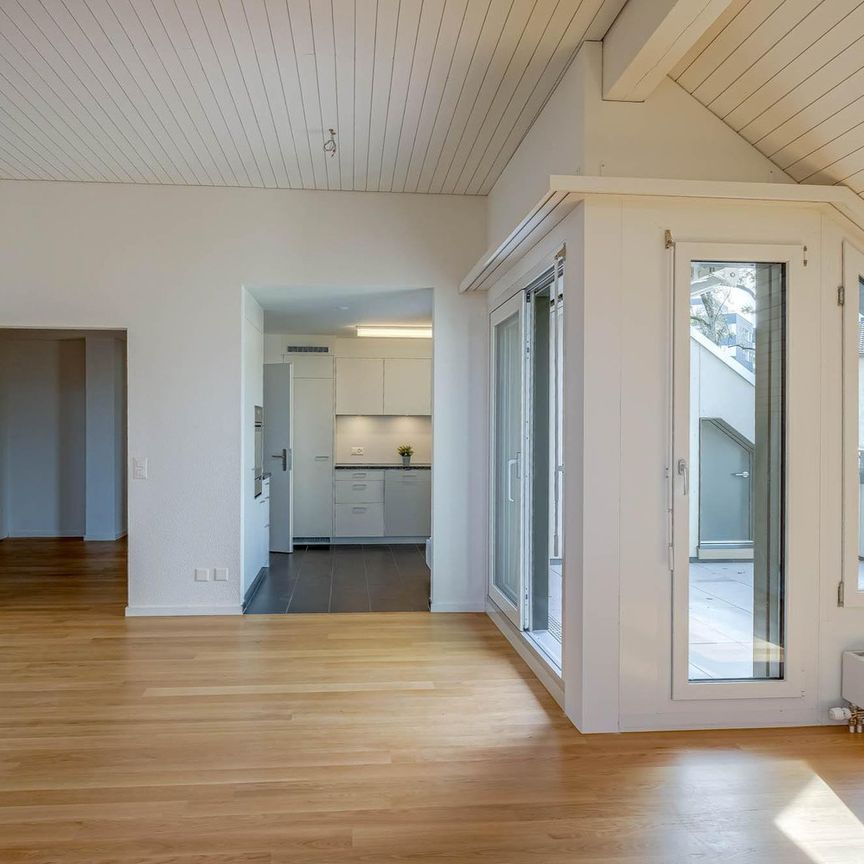 Grosszügige Dachwohnung - Toplage im Riethüsli - Photo 1