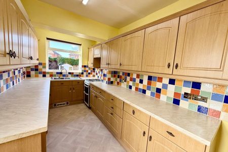 Manston Way - Photo 4