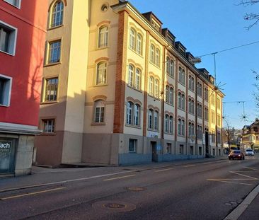 Wunderschöne 4.5 Zimmerwohnung zu vermieten - Photo 3