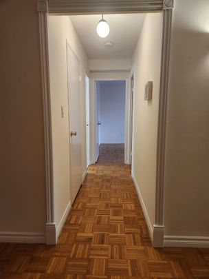 For Lease - 5 Shady Golfway Unit# 110, Toronto, Ontario - Photo 1