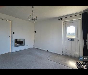 2 bedroom semi-detached house to rent - Photo 2
