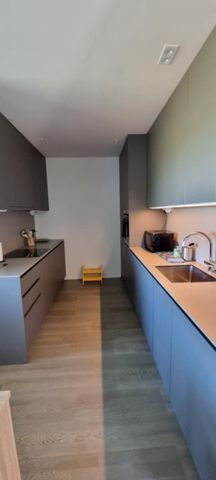 Hallbrosvägen, Visby - Photo 2