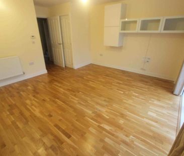 4 bedroom house to rent - Photo 1