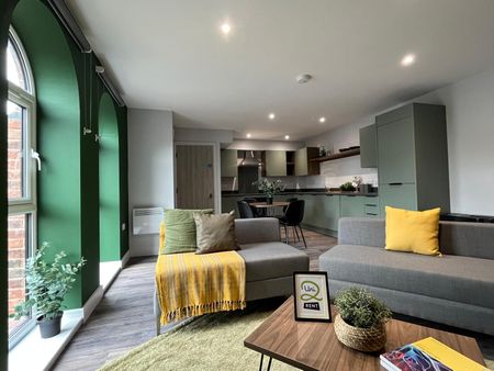 Room 3, Flat 16, Commercial Point, NG9 2NG, NOTTINGHAM - Photo 2