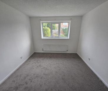 2 bedroom bungalow to rent - Photo 2