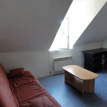 Location Appartement 1 pièce Meublé 21m² LE CREUSOT 71200 - Photo 4