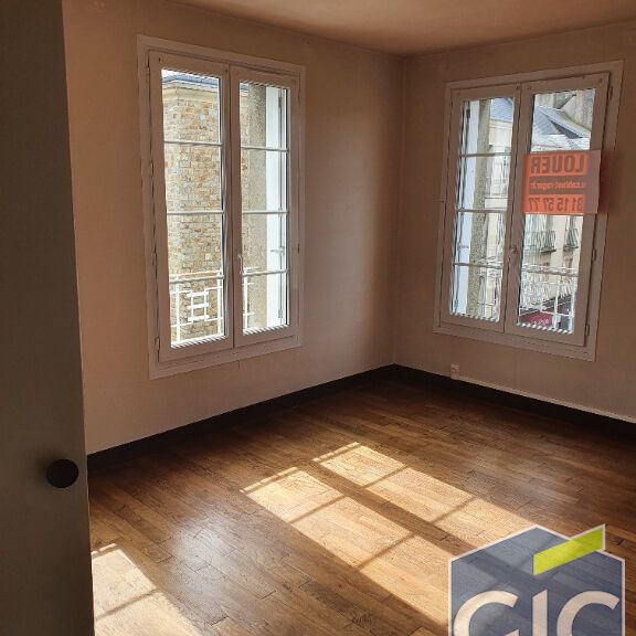 Location Appartement 4 pièces 85m² - Photo 1