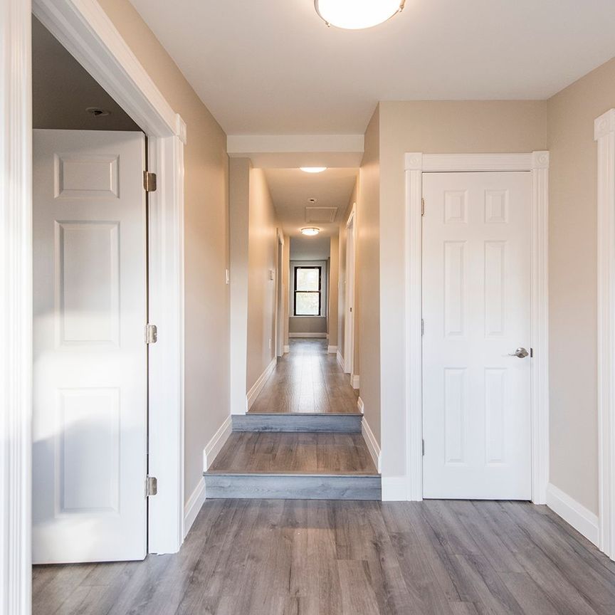 For Lease - 254 Cedar Street Unit# Unit 2 (Upper), Collingwood, Ontario - Photo 1