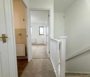 2 bedroom end of terrace house to rent - Photo 4