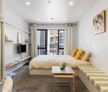 Furnished Studio in Iconic Character Building - "The Silo" - Photo 1