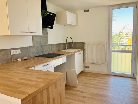 Location Appartement 3 pièces 58m² ST ETIENNE 42100 - Photo 1