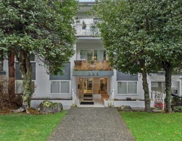 North Garden Apartments | 225 North Garden Drive, Vancouver - Photo 1