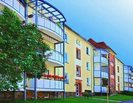 Super helle und neu sanierte Wohnung in zentraler Lage zu vermieten - Photo 1