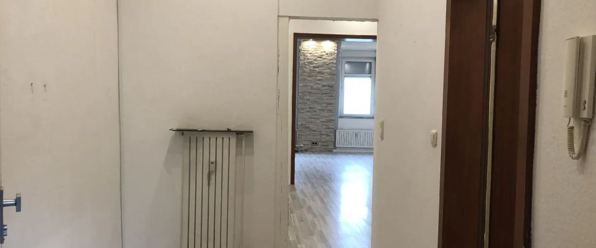 Gut geschnittene Wohnung in zentraler Lage - Foto 1