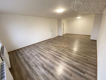 Pronájem bytu 2+kk 72 m2 - Fotografie 5