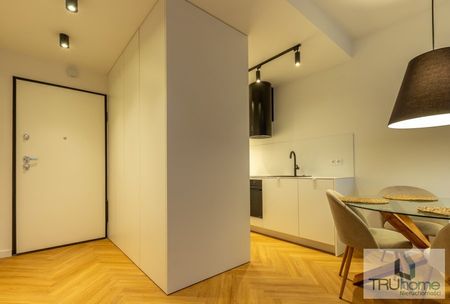 C.O. podłogowe, balkon, garaż | 1-sza Dzielnica - Zdjęcie 3