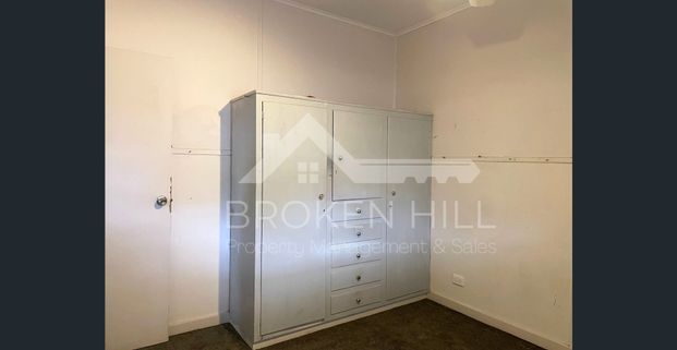 243 Zebina Street, Broken Hill, NSW, 2880. - Photo 1