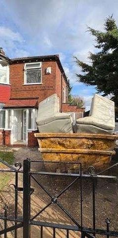 East Avenue, Heald Green, SK8 - Photo 1