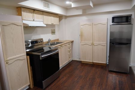 For Lease - 128 Braebrook Drive Unit# Bsmt, Whitby, Ontario - Photo 4