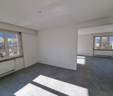 Spacieux appartement de 4,5 pièces au 3ème étage avec balcon et jar... - Photo 2