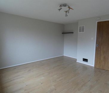 2 bedroom maisonette to rent - Photo 1