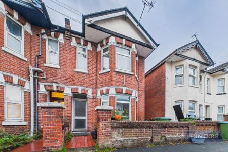 4 bedroom house to rent - Photo 2