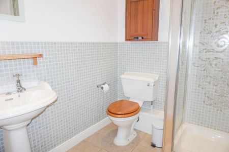 3 bedroom terraced house to rent - Photo 2