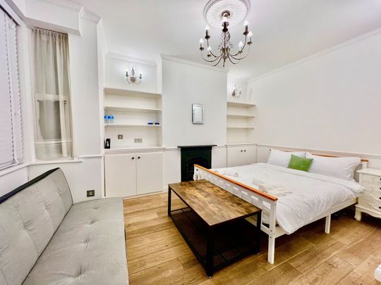 Room in a Shared Flat, Defoe Road, N16 - Photo 1