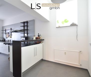**Traumhaft** Renovierte, großzügige Etagenwohnung in absolut ruhig... - Photo 1