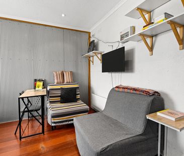 39/22-28 Canterbury Street, Flemington VIC 3031 - Photo 6