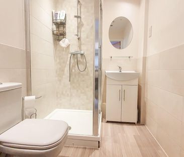 Skyline House, Swingate, Stevenage - Photo 4