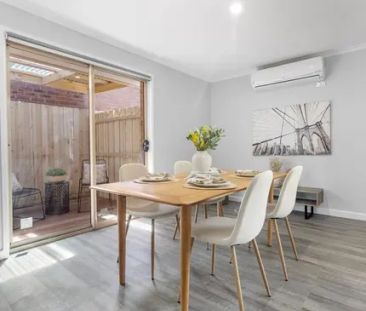 Stylish & Convenient Living - Photo 3