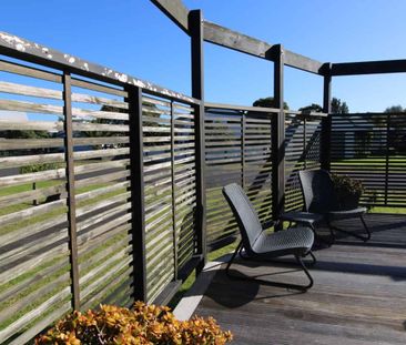 Family fun on Waimare - Photo 2