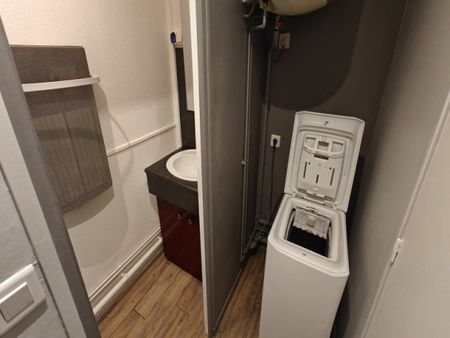 Libre le ..Maintenant Mt Loyer :440 Mt des charges :30 - Photo 5