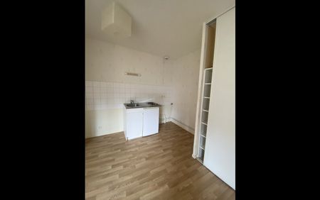 Location Appartement 2 pièces 47 m² Issoudun - Photo 5