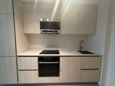 For Lease - 110 Broadway Avenue Unit# 2203S, Toronto, Ontario - Photo 3