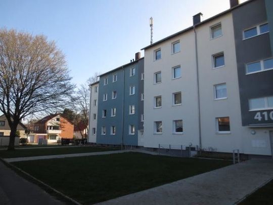 Willkommen Zuhause: Renovierte 3,5 Zimmerwohnung an berufstätige Familie abzugeben - Foto 1