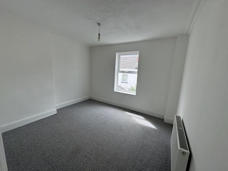 7 bedroom semi-detached house to rent - Photo 3