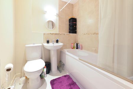 2 bedroom apartment to rent - Photo 5