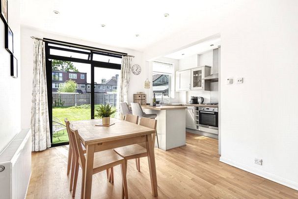 Powder Mill Lane, Twickenham, TW2 6EG - Photo 1